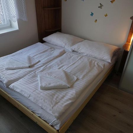 Apartmán Mokrá luka 02 Třeboň Appartamento Esterno foto
