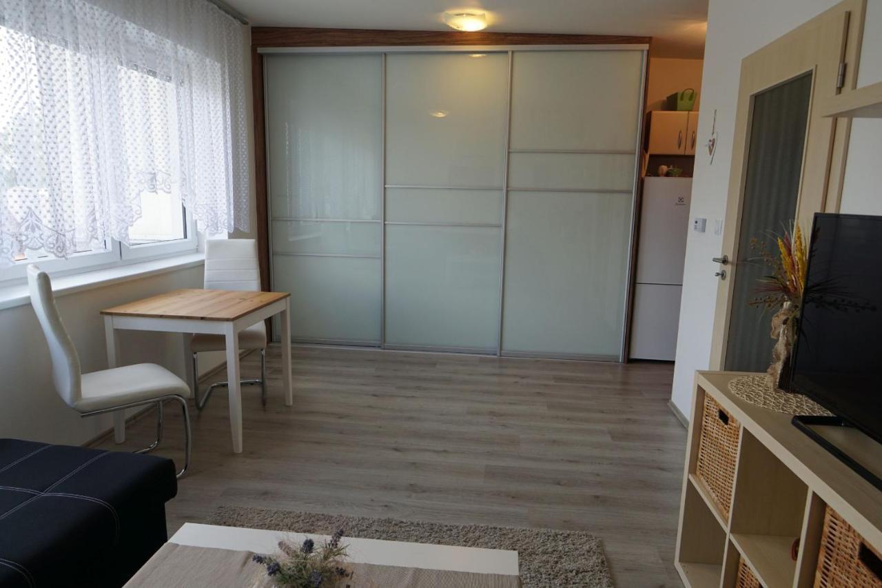 Apartmán Mokrá luka 02 Třeboň Appartamento Esterno foto