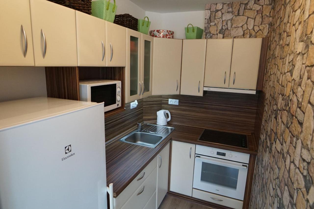 Apartmán Mokrá luka 02 Třeboň Appartamento Esterno foto